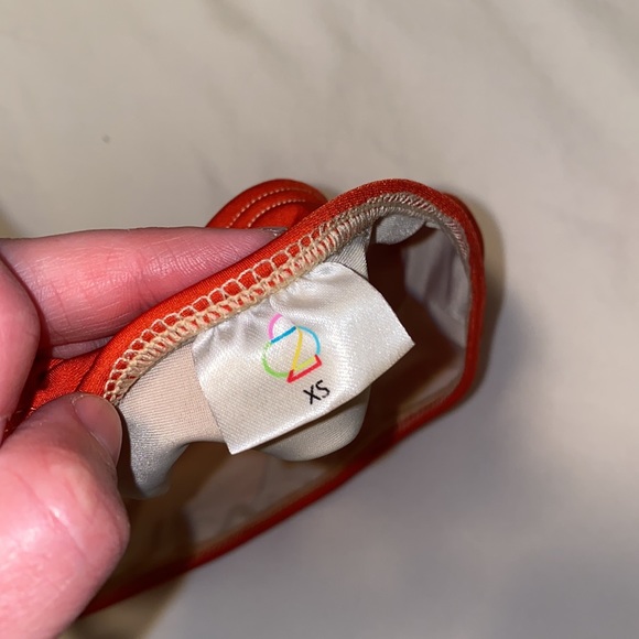 Burnt orange bikini set - Picture 3 of 3